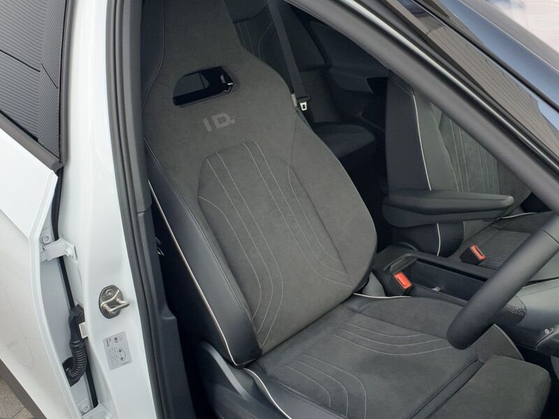 More views of Volkswagen ID.4