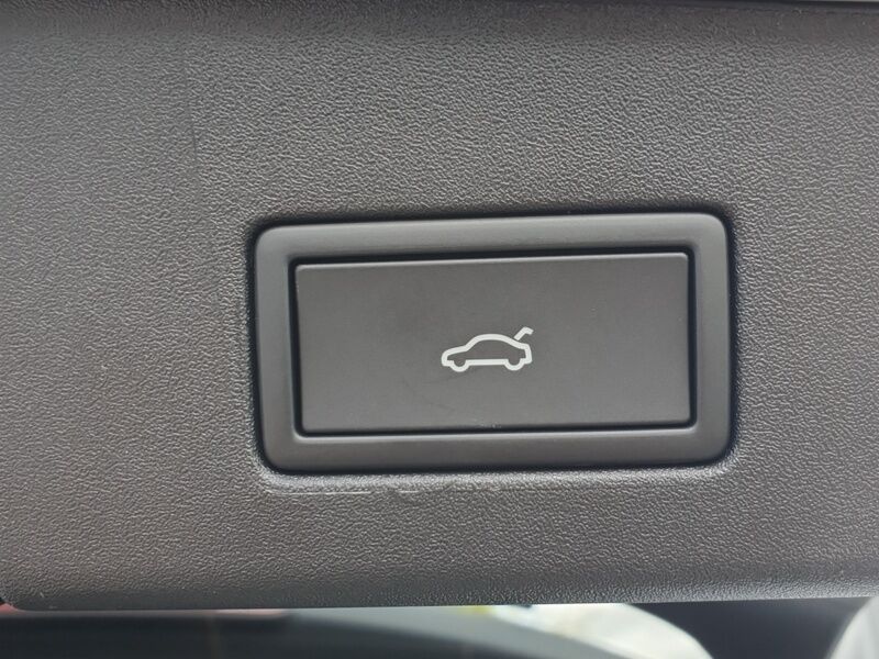 More views of Volkswagen ID.4