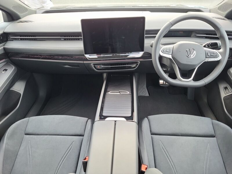 More views of Volkswagen ID.7
