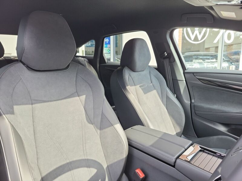 More views of Volkswagen ID.7