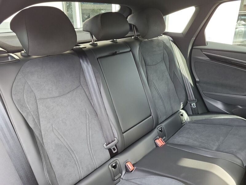 More views of Volkswagen ID.7
