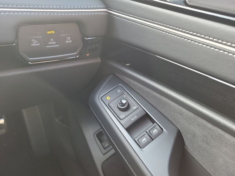 More views of Volkswagen ID.7