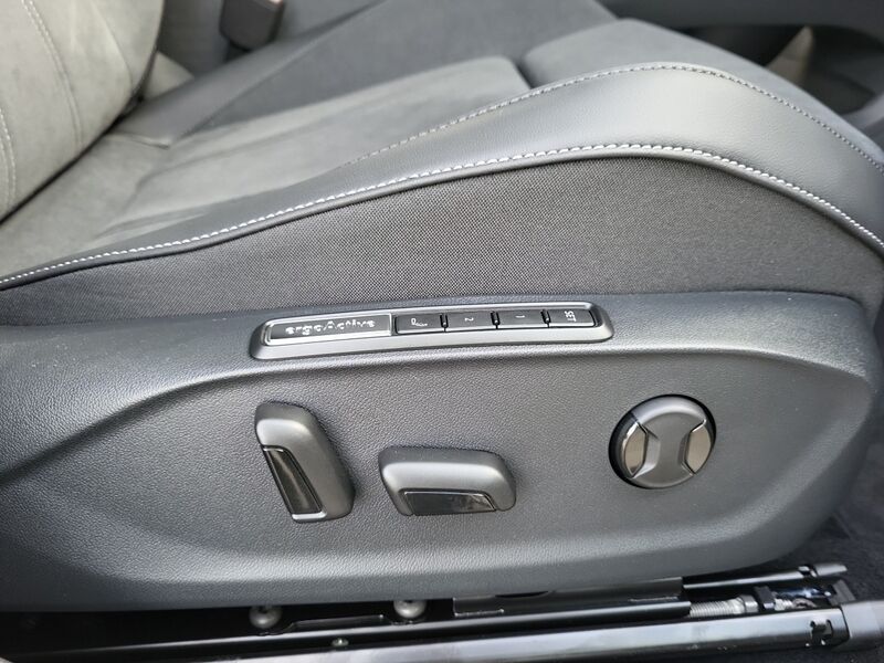 More views of Volkswagen ID.7