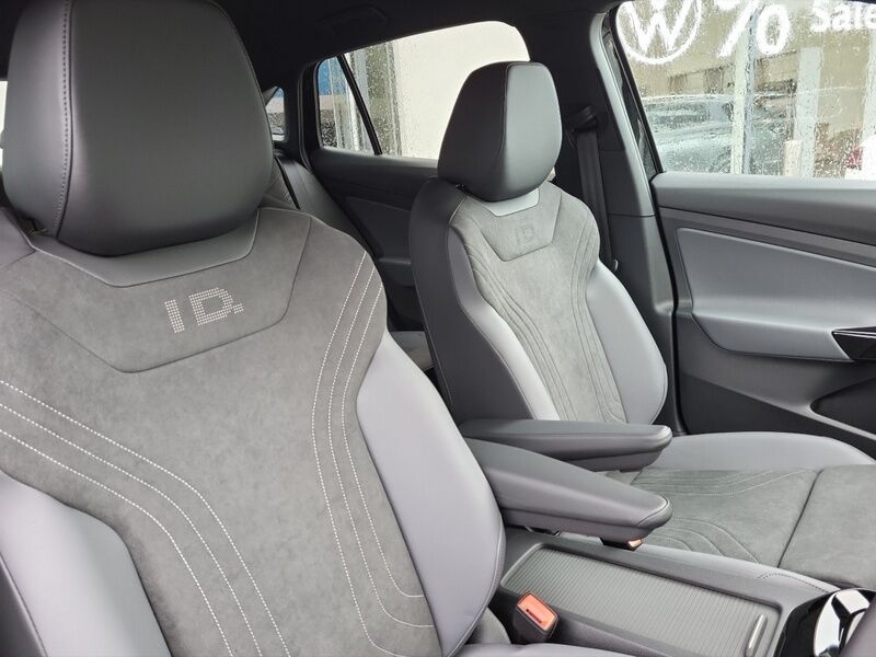 More views of Volkswagen ID.5