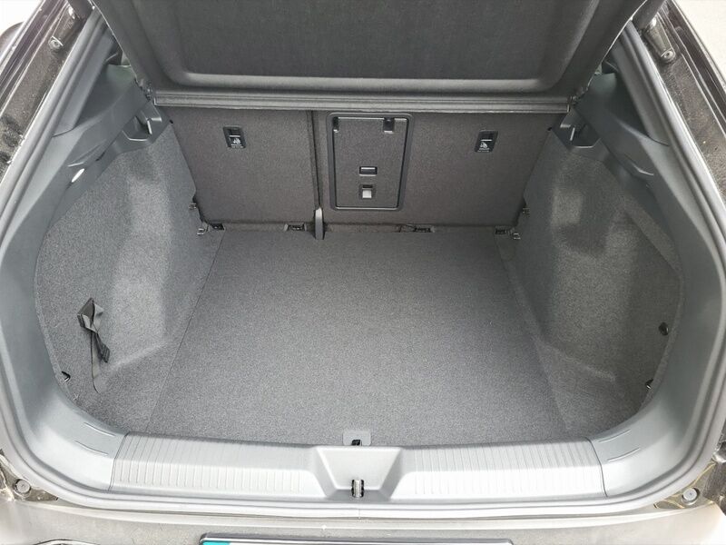More views of Volkswagen ID.5