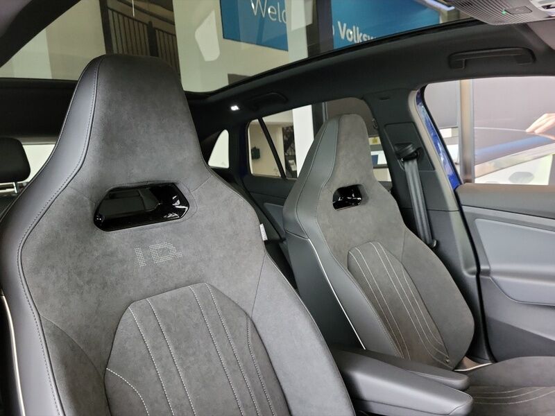 More views of Volkswagen ID.4