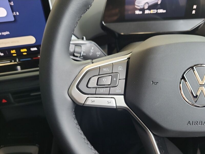 More views of Volkswagen ID.4