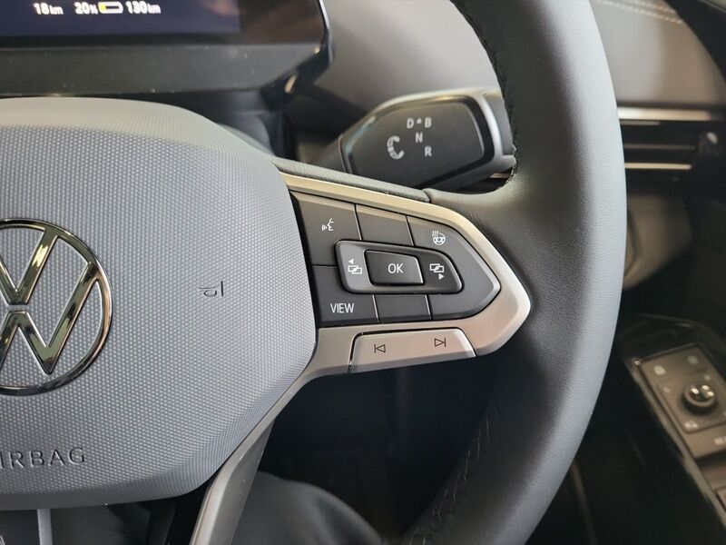 More views of Volkswagen ID.4