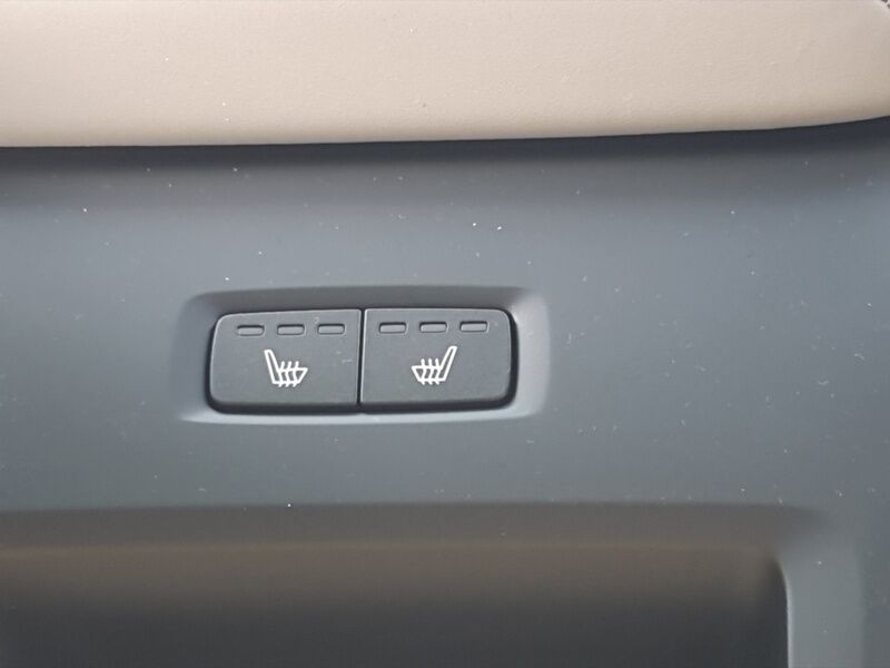 More views of Volvo XC60
