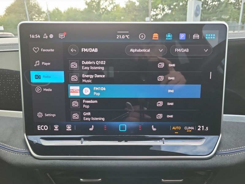 More views of Volkswagen Passat