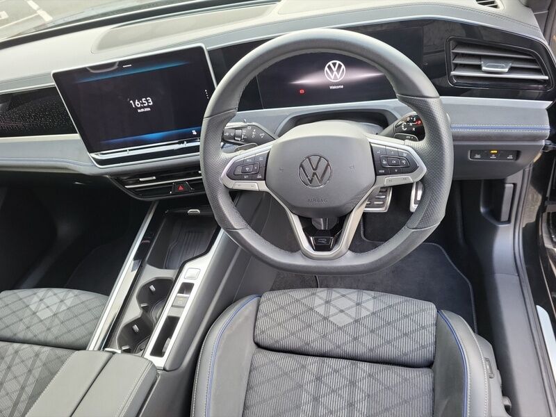More views of Volkswagen Passat