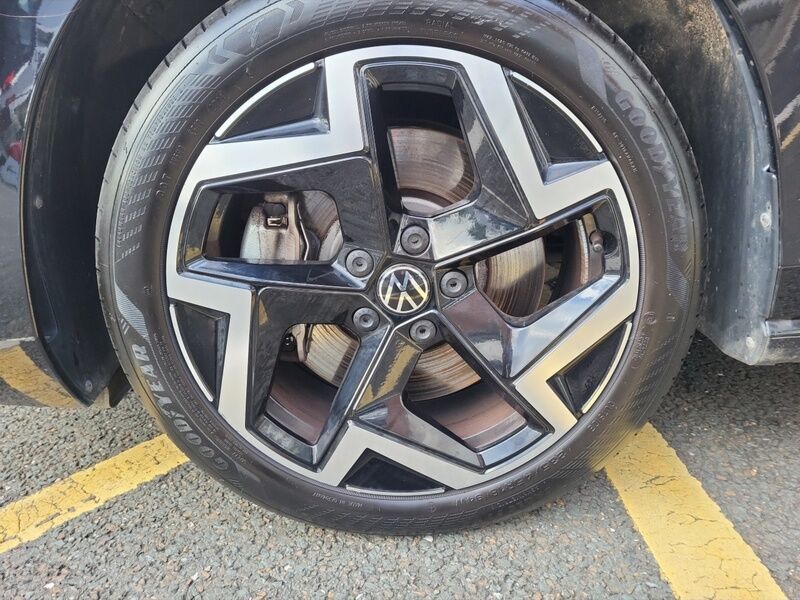 More views of Volkswagen Passat
