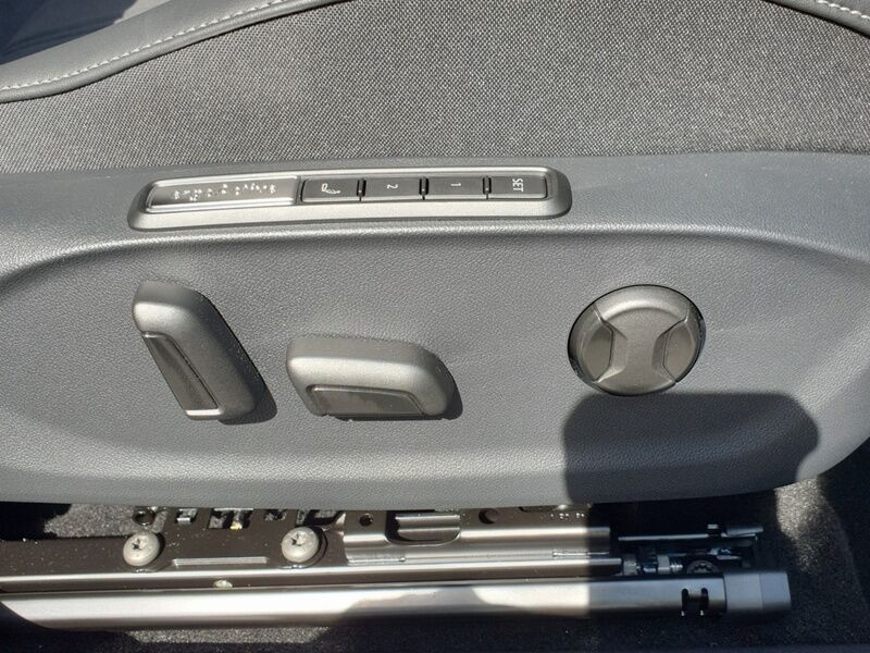 More views of Volkswagen ID.7