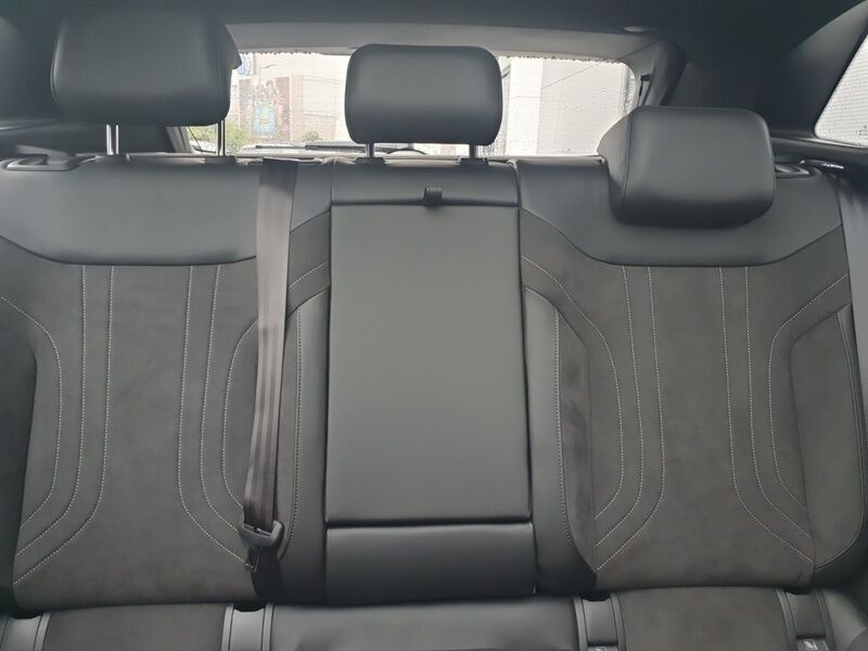 More views of Volkswagen ID.4