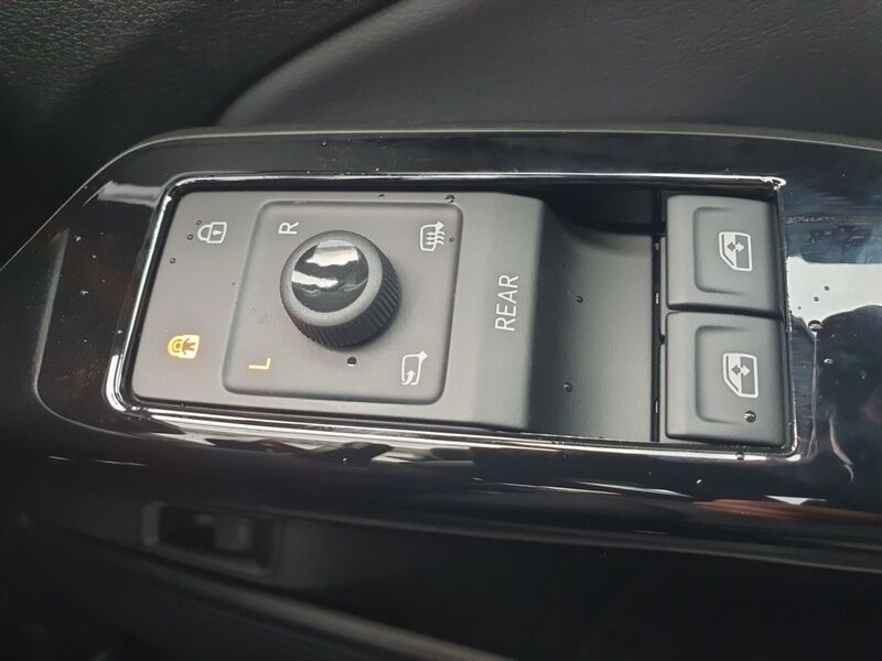 More views of Volkswagen ID.4
