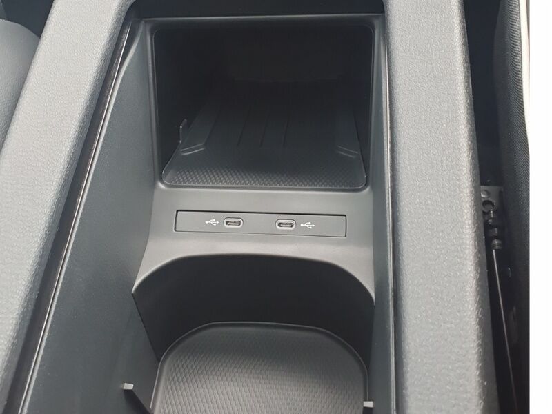 More views of Volkswagen ID.4