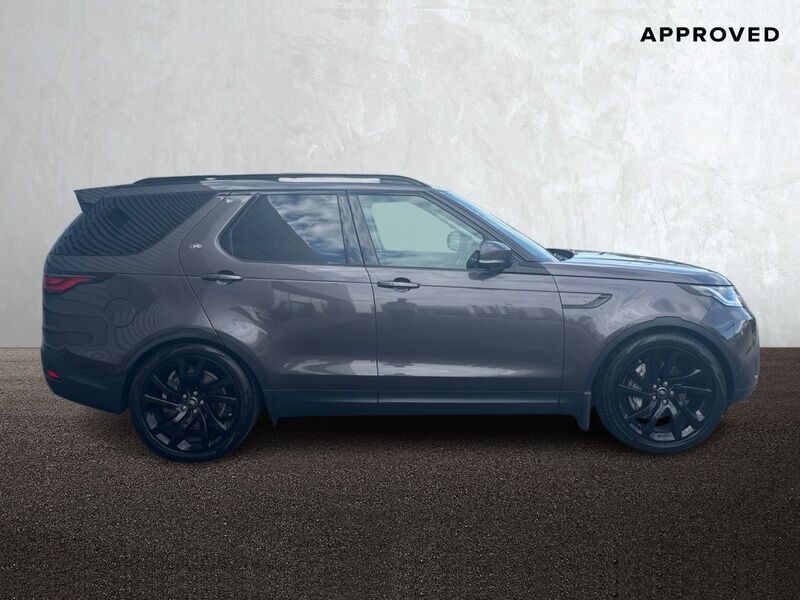 More views of Land Rover Discovery