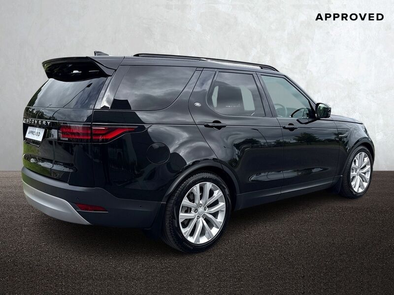 More views of Land Rover Discovery