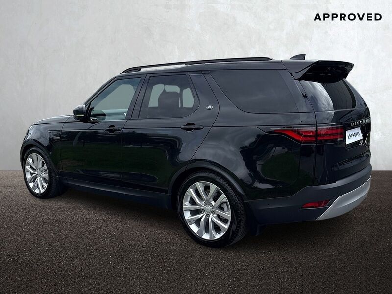 More views of Land Rover Discovery