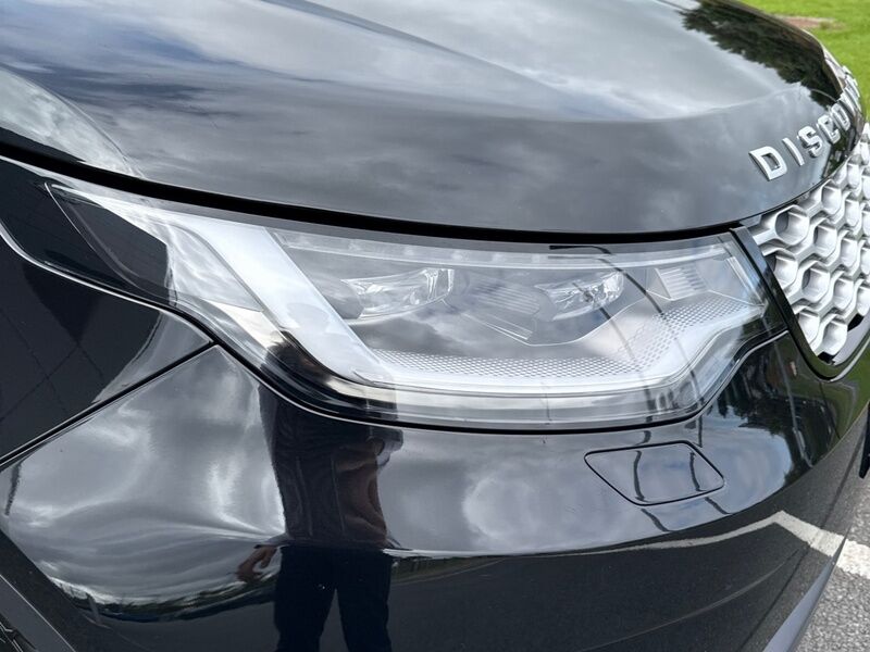 More views of Land Rover Discovery