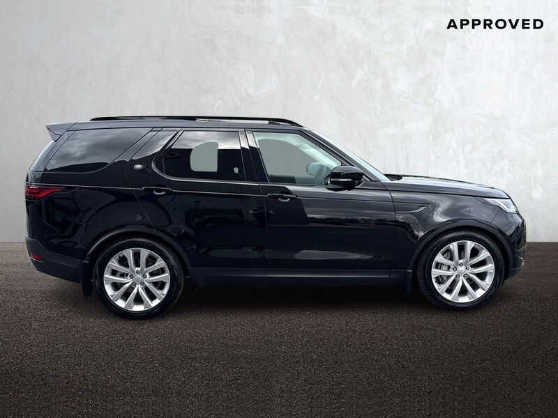 More views of Land Rover Discovery