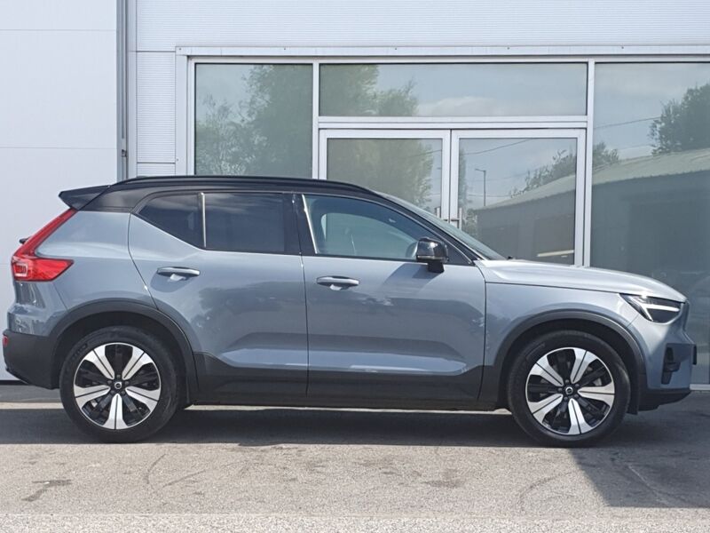 More views of Volvo XC40
