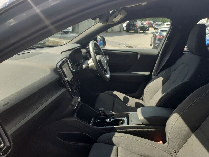 More views of Volvo XC40