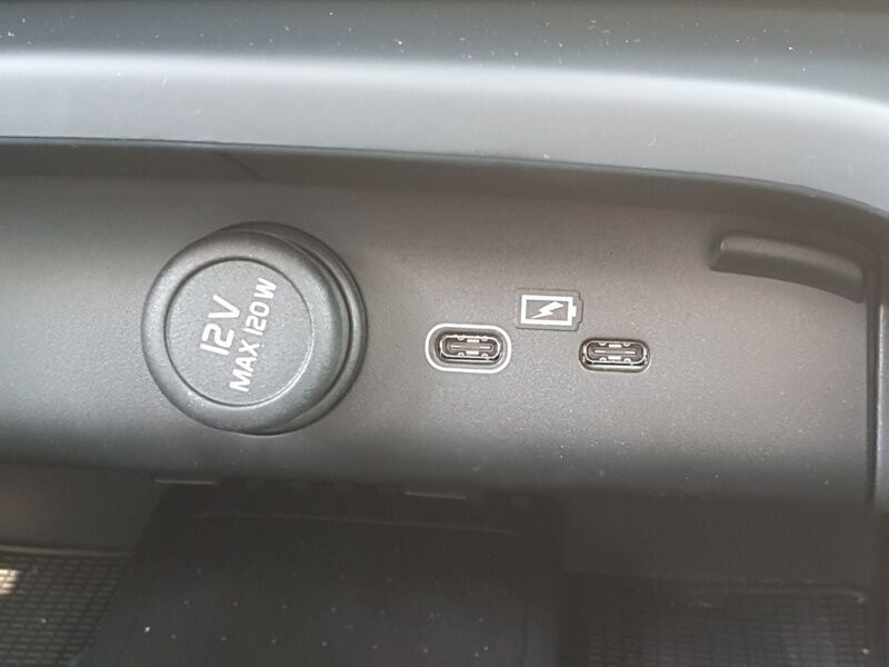 More views of Volvo C40