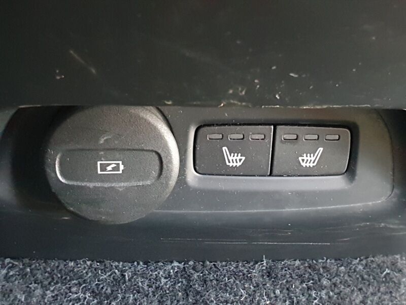 More views of Volvo XC40