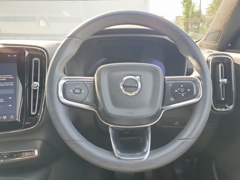 More views of Volvo XC40