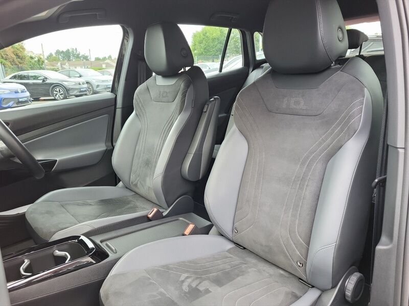 More views of Volkswagen ID.4