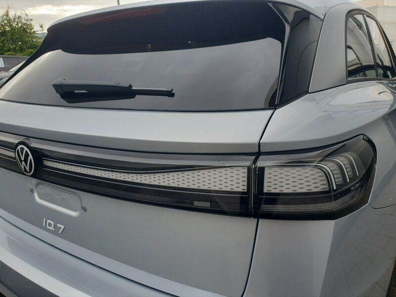 More views of Volkswagen ID.7