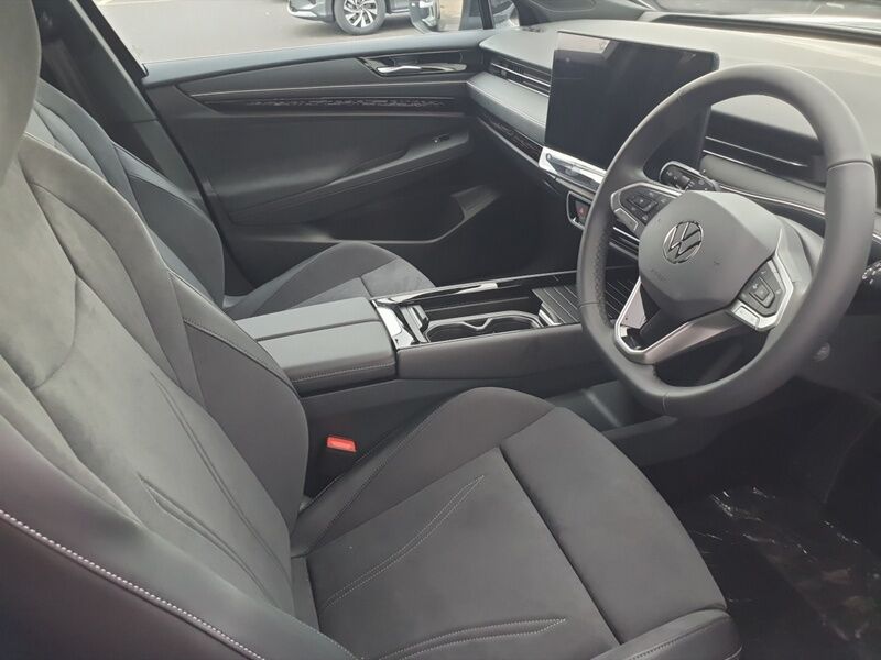 More views of Volkswagen ID.7