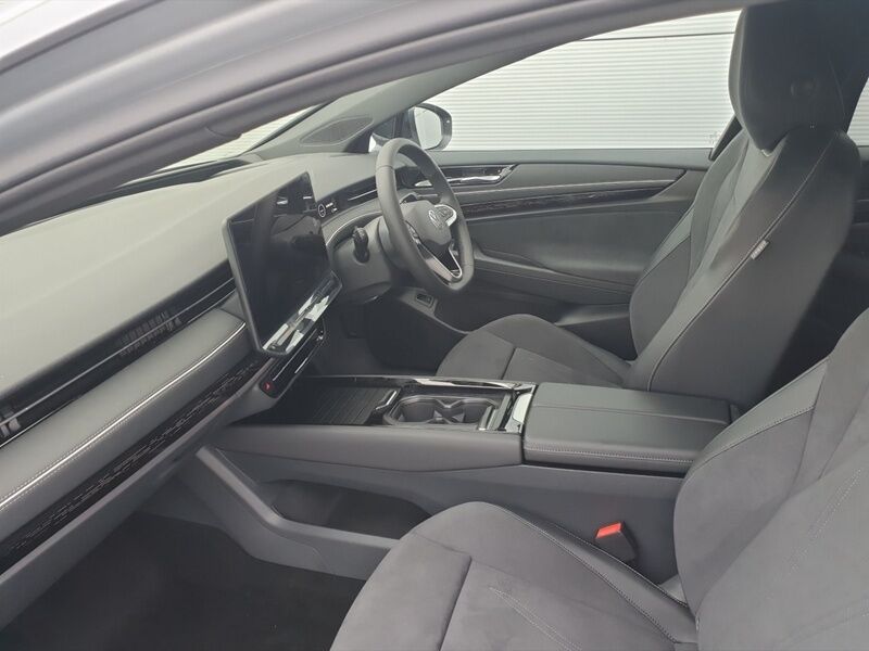 More views of Volkswagen ID.7