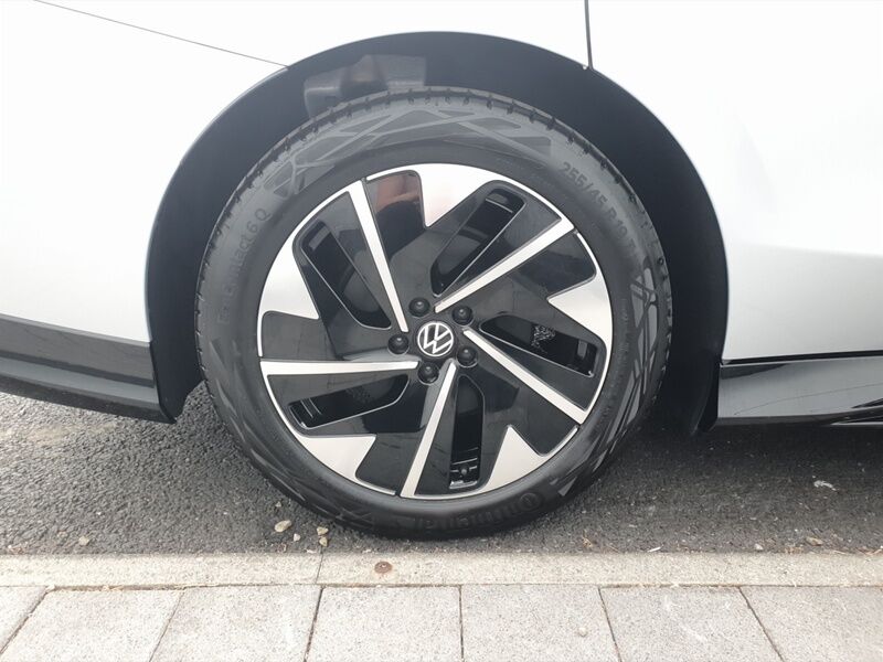 More views of Volkswagen ID.7