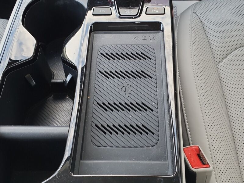 More views of Kia EV6