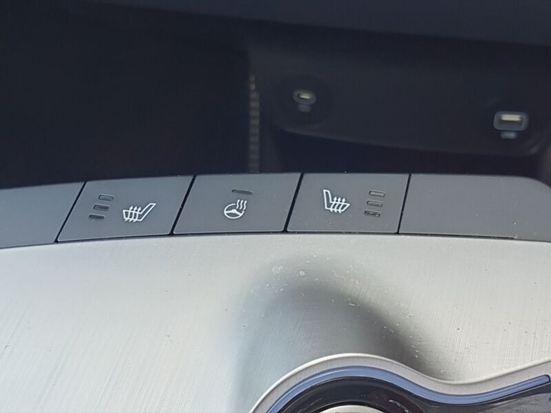 More views of Kia EV6