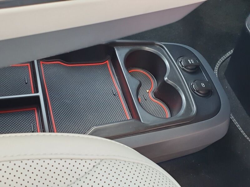 More views of Kia EV6