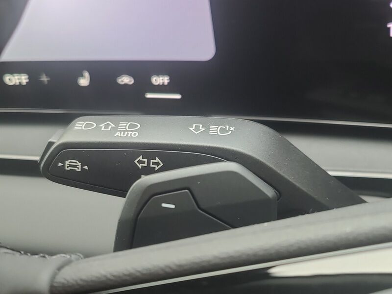 More views of Audi Q6 e-tron