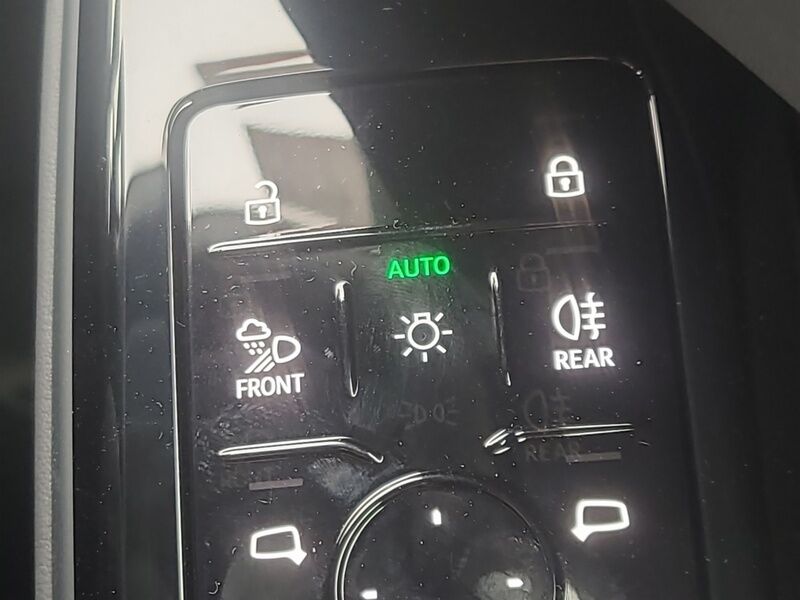 More views of Audi Q6 e-tron