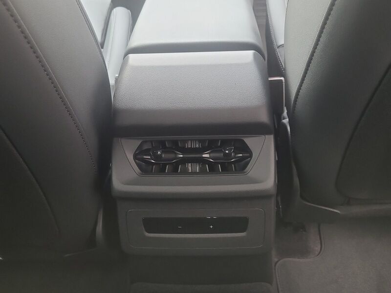 More views of Audi Q6 e-tron
