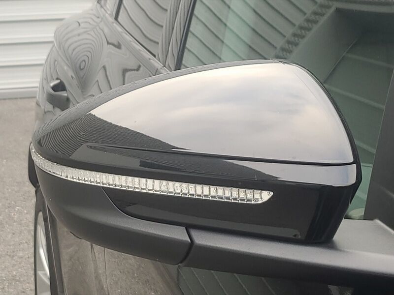 More views of Audi Q6 e-tron