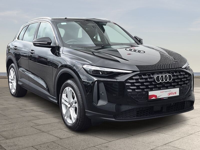 More views of Audi Q5