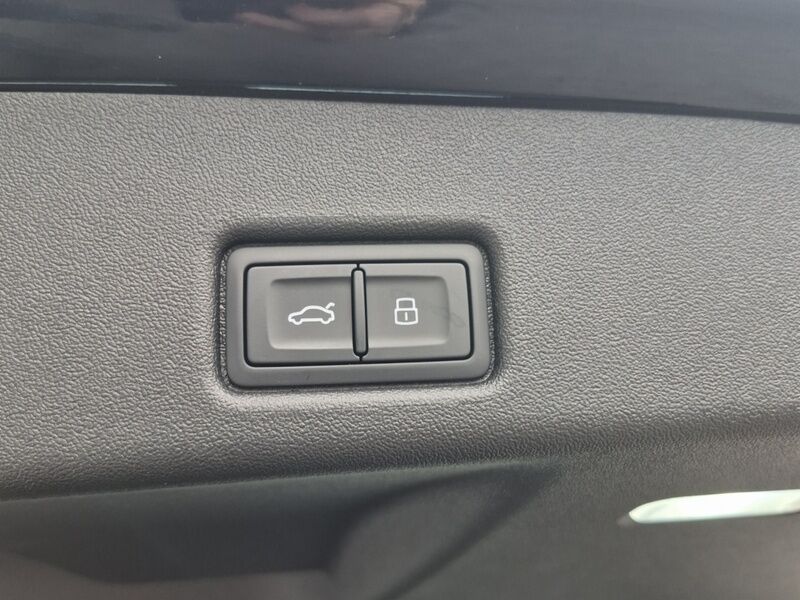 More views of Audi Q5