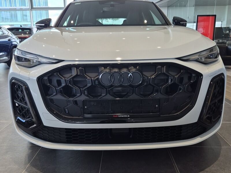 More views of Audi Q5