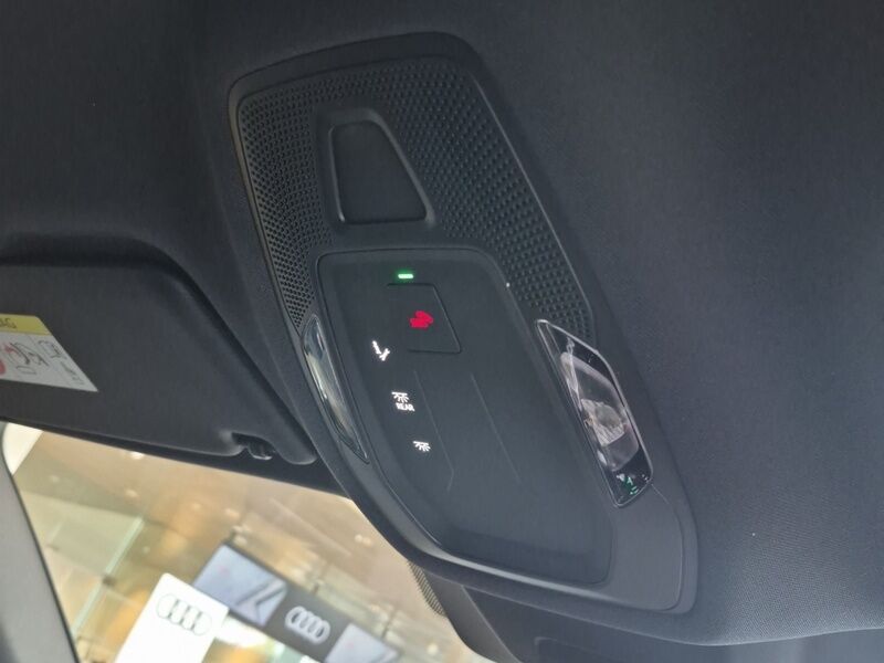 More views of Audi Q5