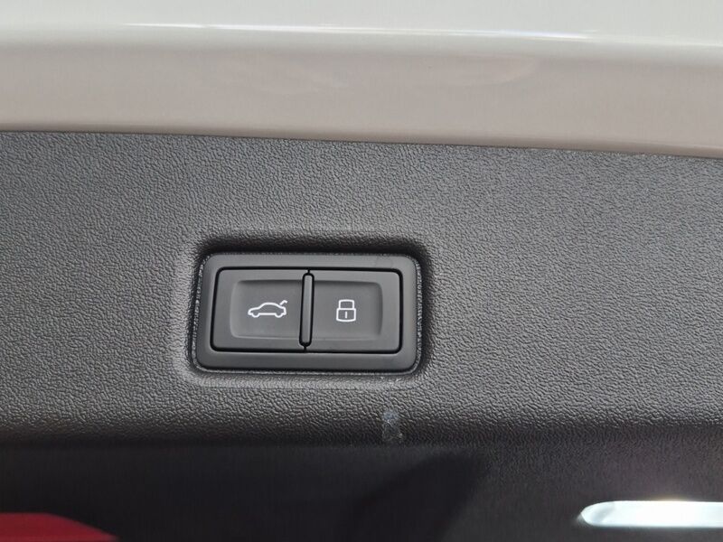 More views of Audi Q5