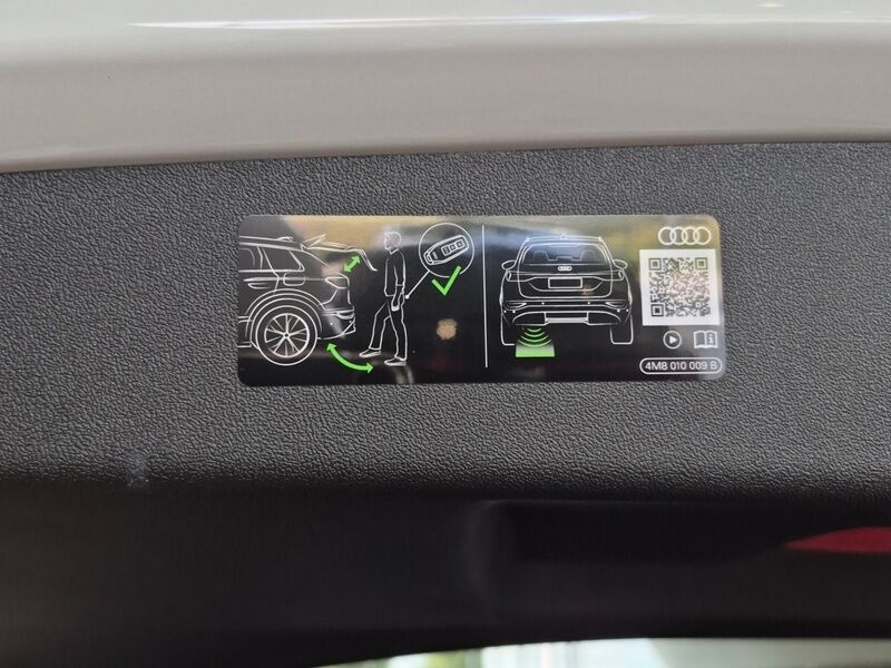 More views of Audi Q5