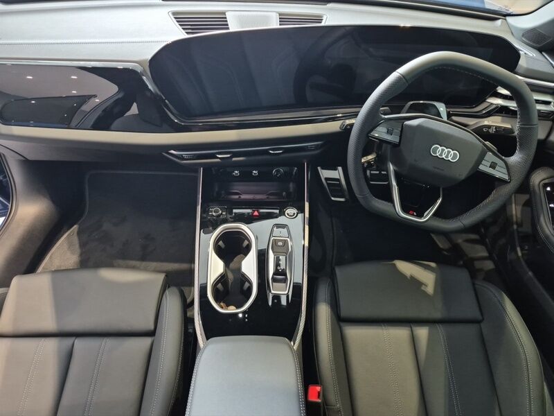 More views of Audi A6