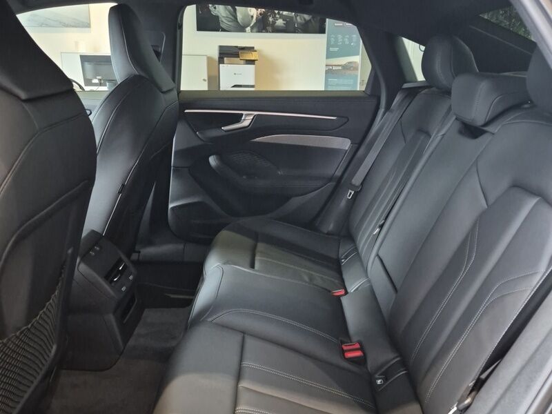 More views of Audi A6